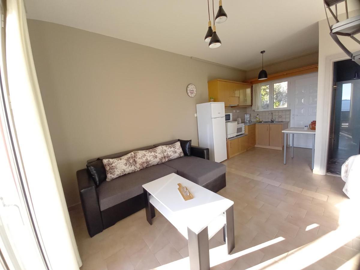Stefanos Apartment